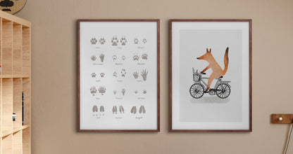 Following Footprints in French, Poster